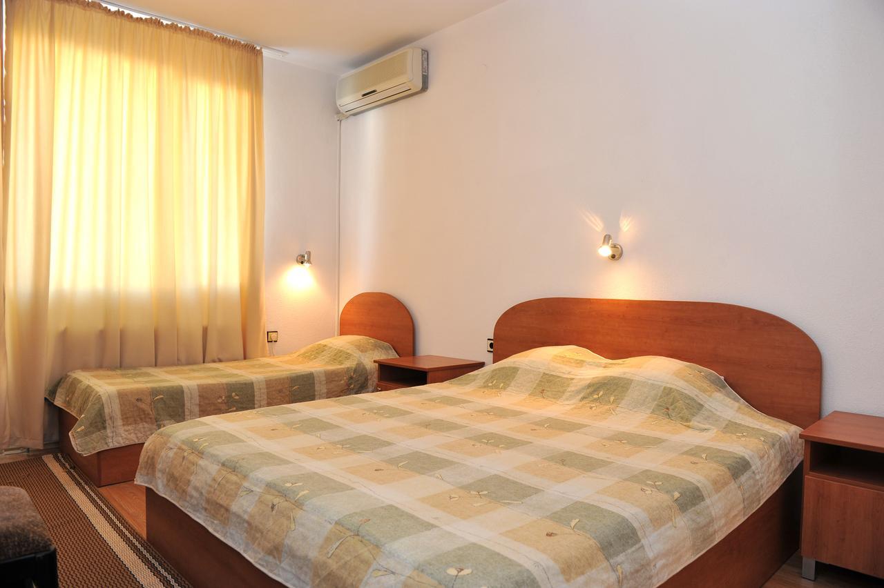 Family Hotel Blazhi Sandanski Exteriör bild
